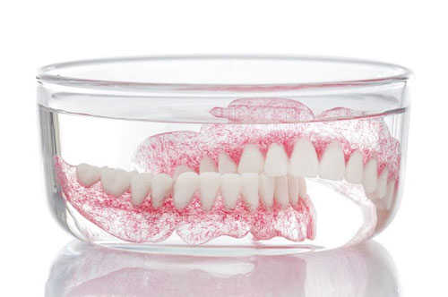 Recreate A Complete Smile With Dentures